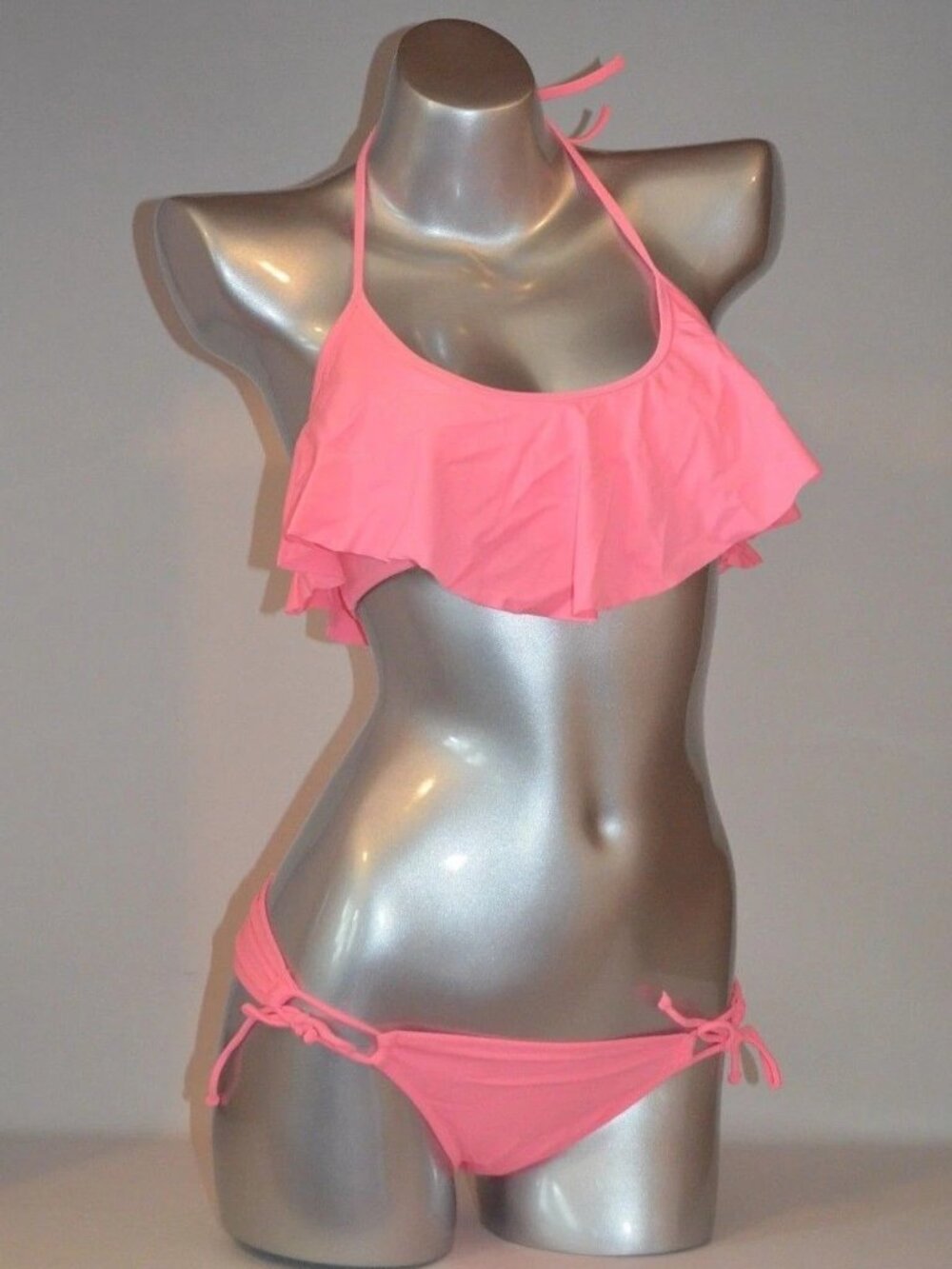 Brand New Victoria's Secret Bikini Set Medium Top/Small Bottoms